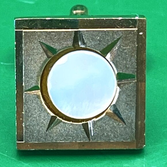 VTG Di Gino Cufflinks Tie Bar Set Gold Tone Mother of Pearl Sunburst Mid Century - Picture 4 of 12